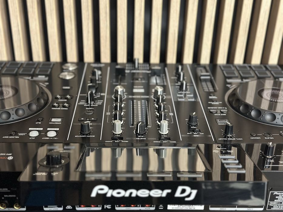 Konsola Pioneer XDJ - RX2 - DJ