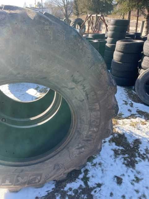 Opona 620/75R30 BKT Agrimax Terris w dobrym stanie 2 szt