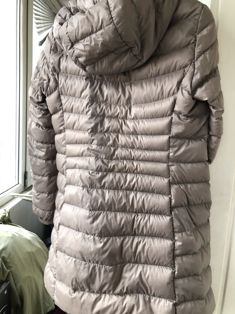 Продаю пуховик Uniqlo розмір S