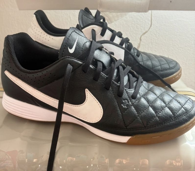 Ténis nike tiempo