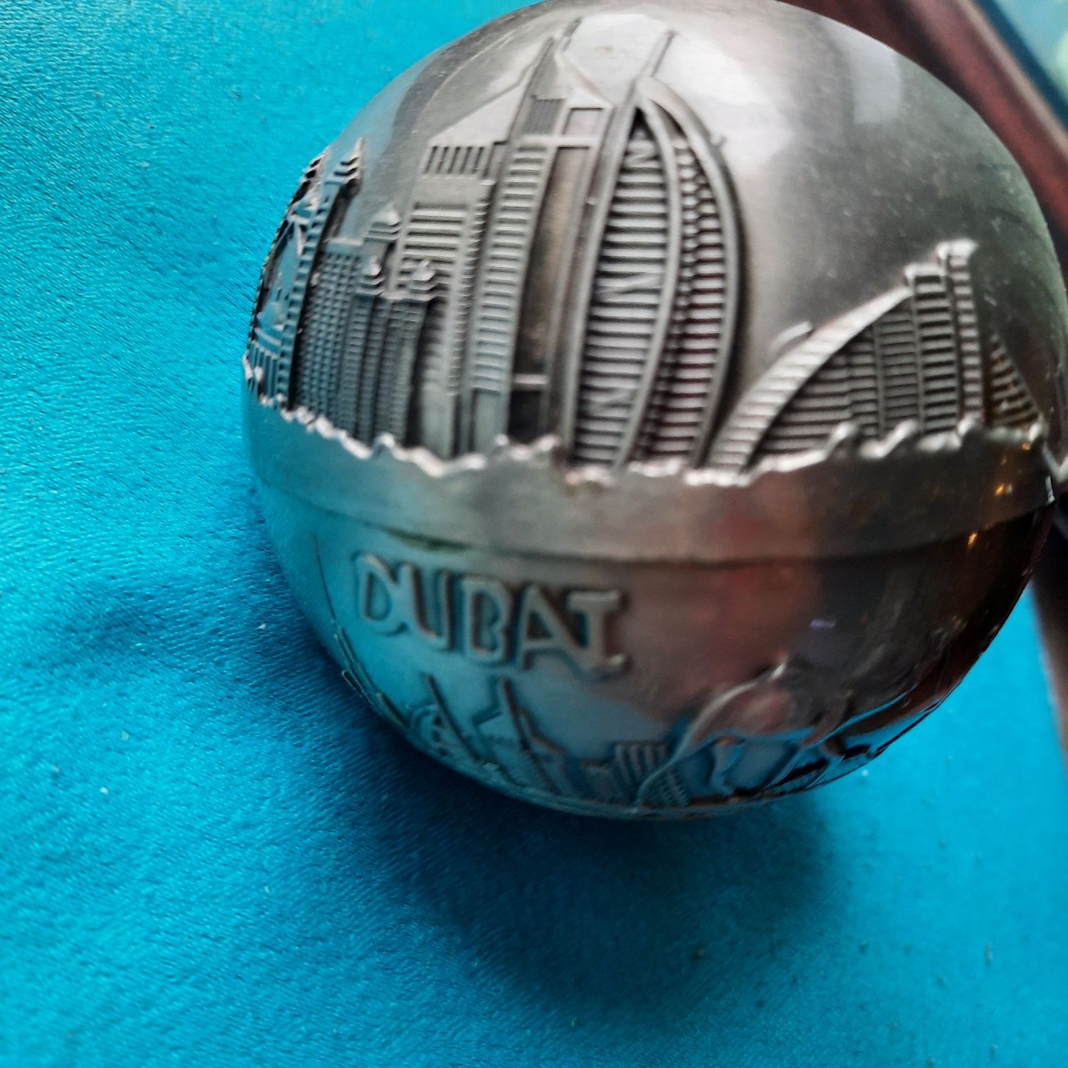 Сувенир Пепельница металлическая с крышкой Dubai сувенир на подарок