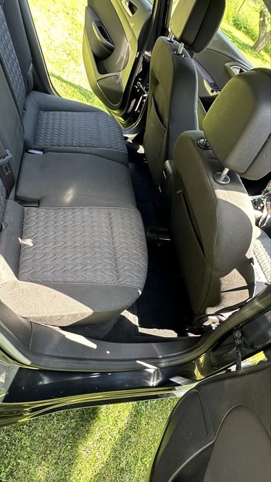Opel Astra J kombi 1.4 turbo z nowym gazem plus hak
