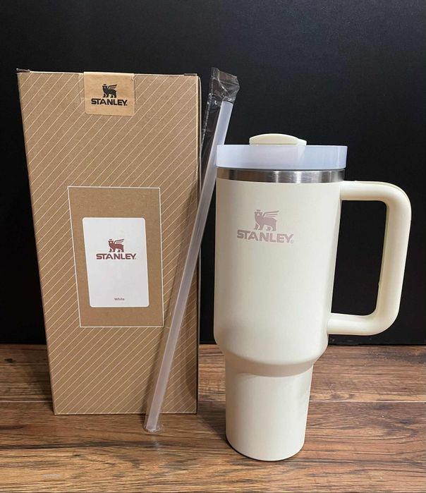 Kubek termiczny Stanley kremowy 1,18l idealny na prezent