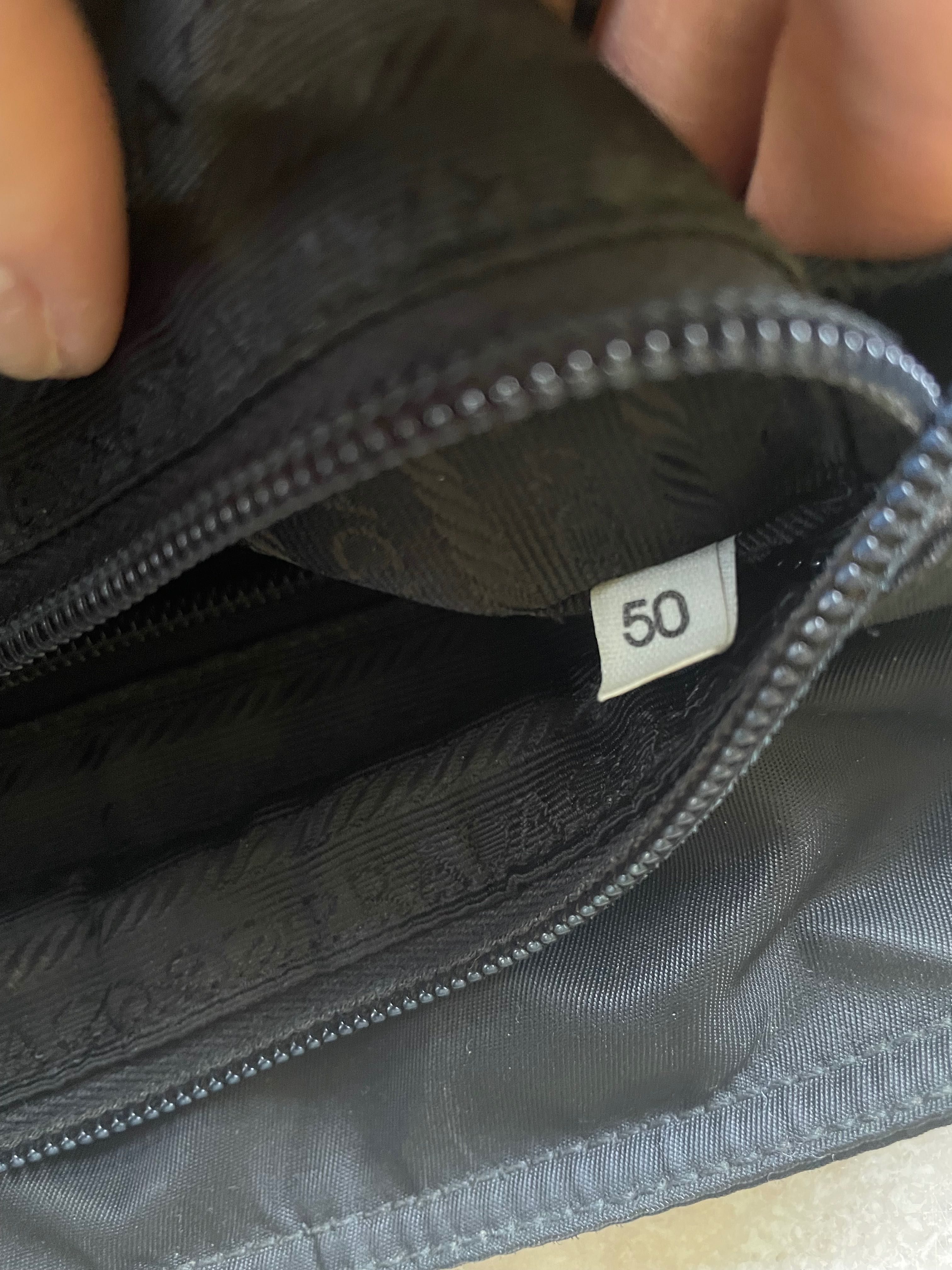 Вінтажна сумка Prada nylon