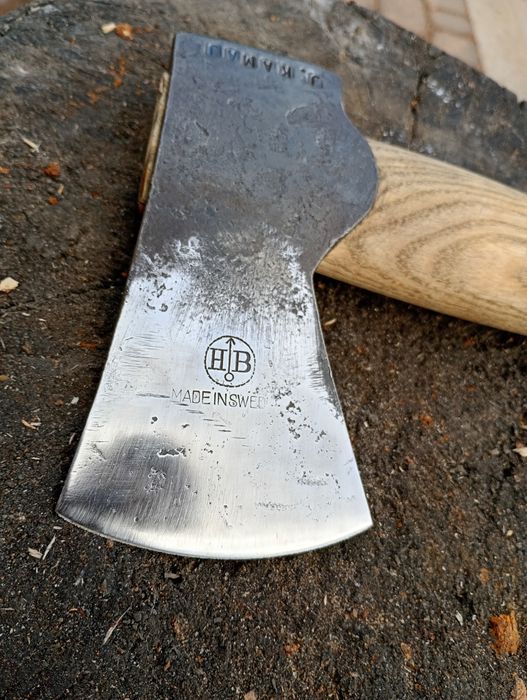 Szwedzka siekiera Hults Bruk po regeneracji