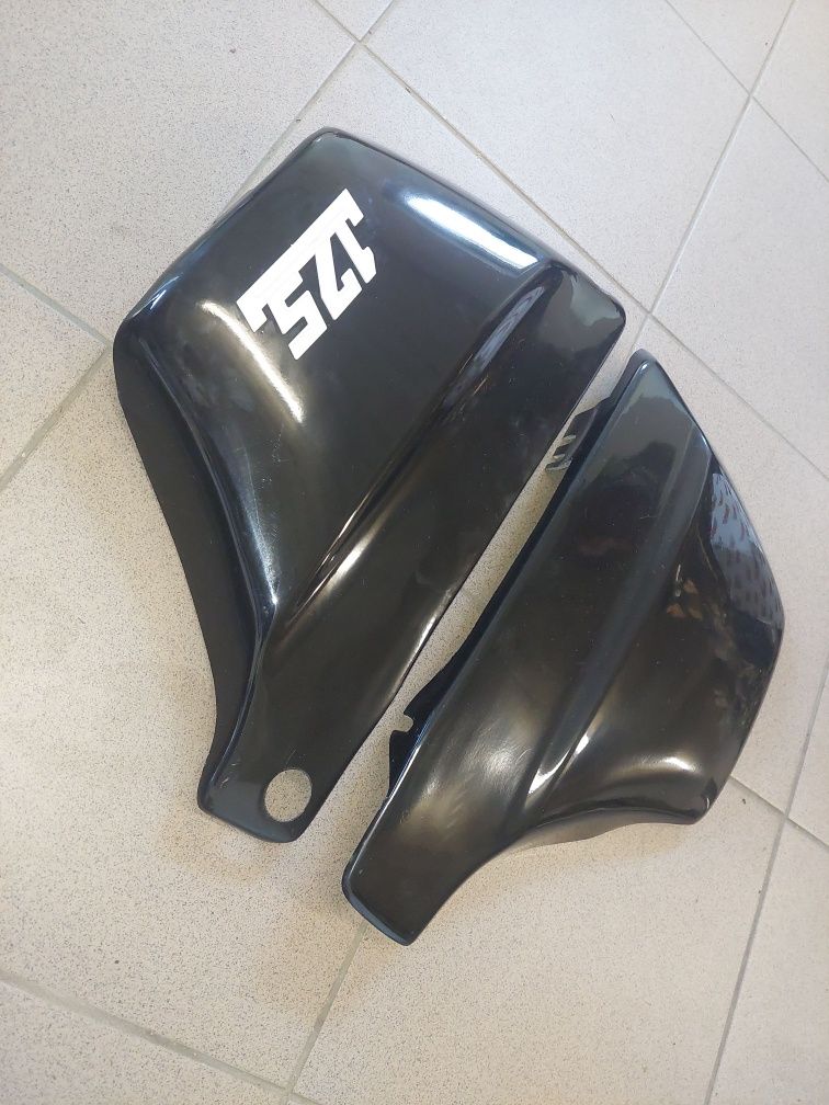 Sprzedam oslony boczne boczki ramy wsk 125 garbuska kpl