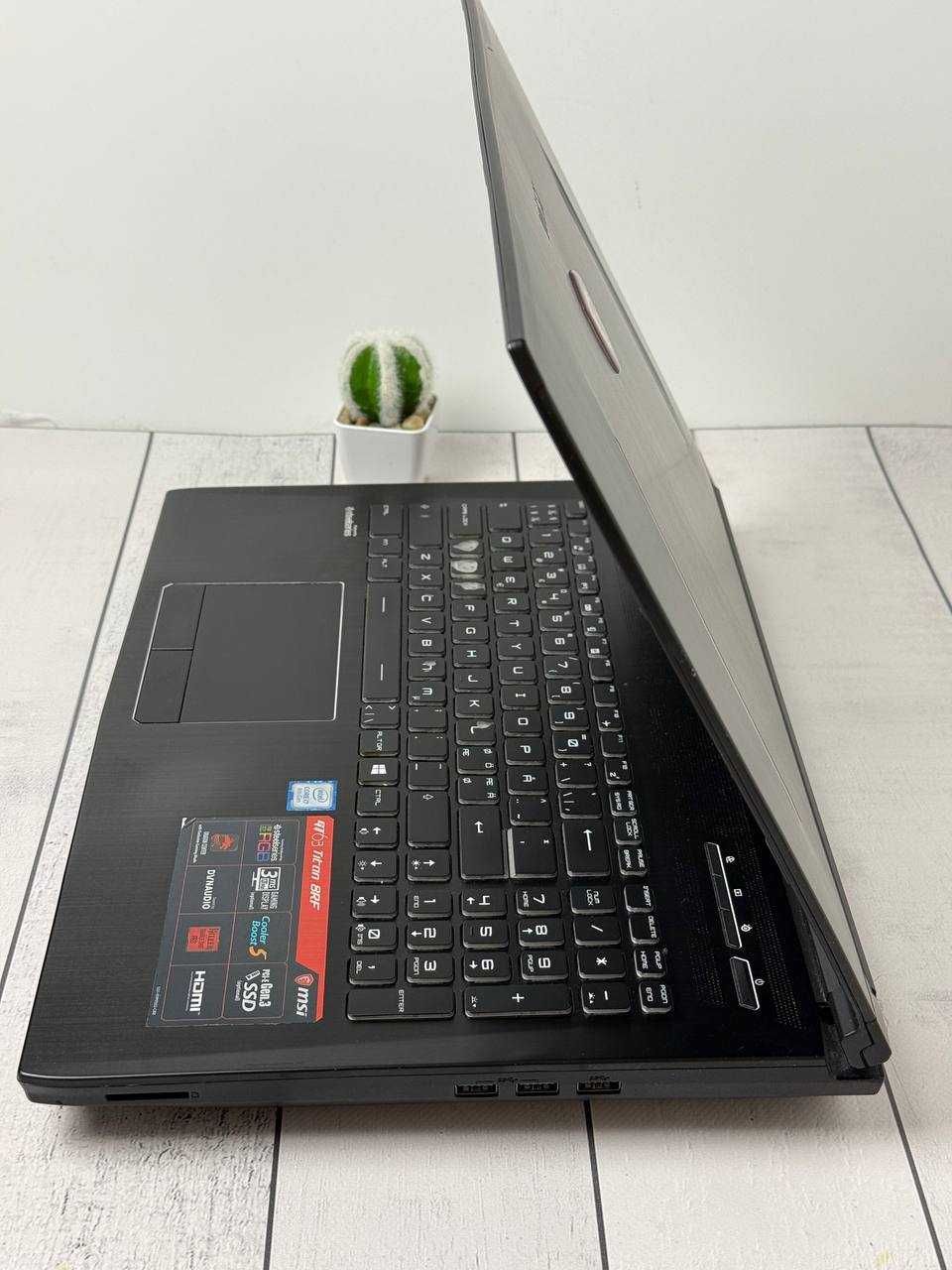 MSI GT63 Titan 8RF i7-9750H  GTX 1070 8gb 16ram ddr4 ssd 512 120Hz