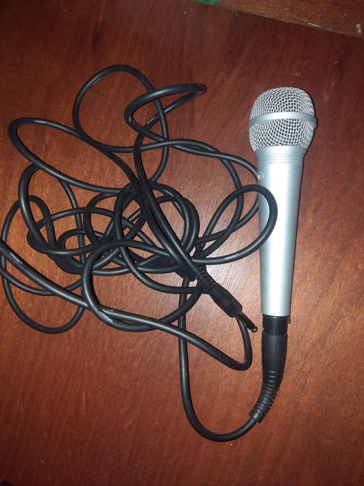 Студійний мікрофон shure c607