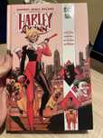 Komiks Batman: Biały Rycerz Przedstawia Harley Quinn (Sean Murphy)