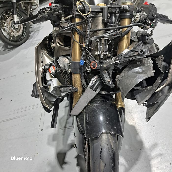 Gsxr 1000 acidentada