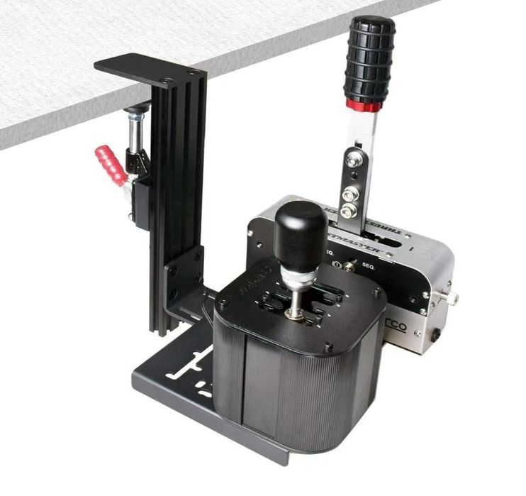 Uniwersalny uchwyt do biurka gemingowy