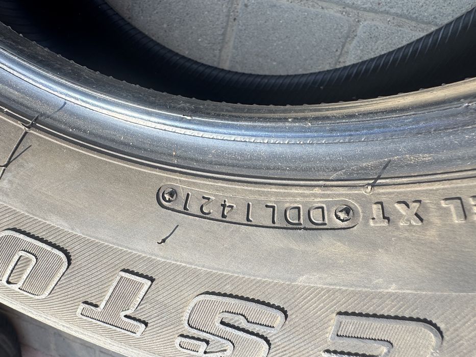 Продам комплект резины