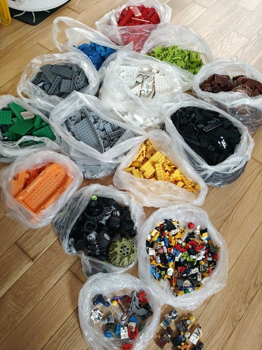Zestaw klocków Lego na kg oryginalne elementy mix z figurkami