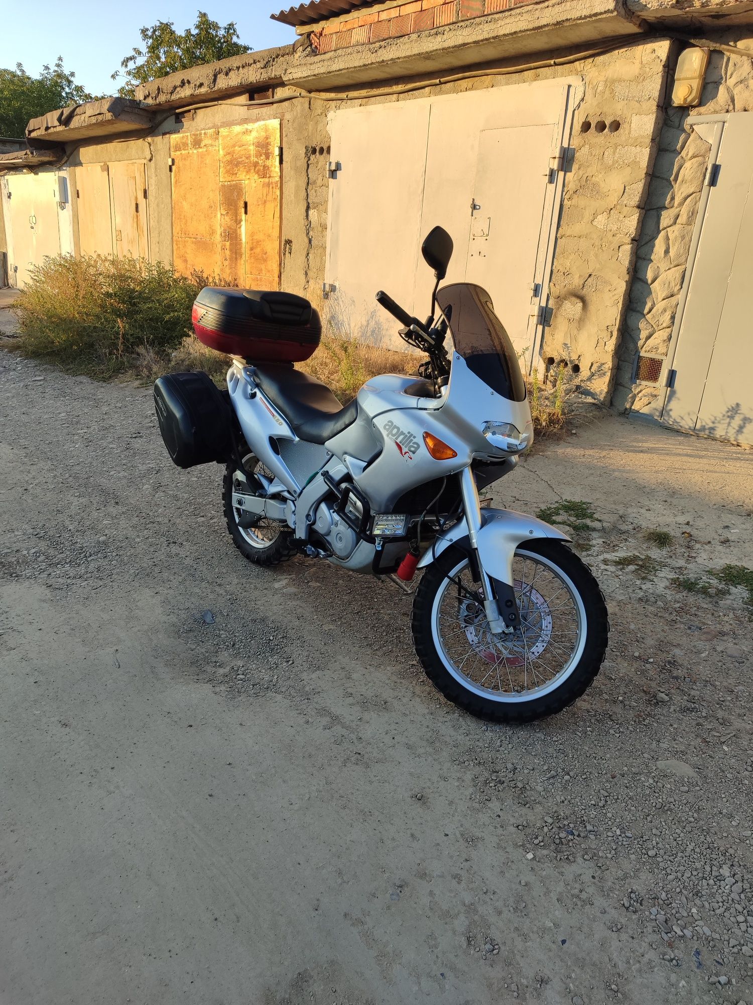 Aprilia Pegaso 650