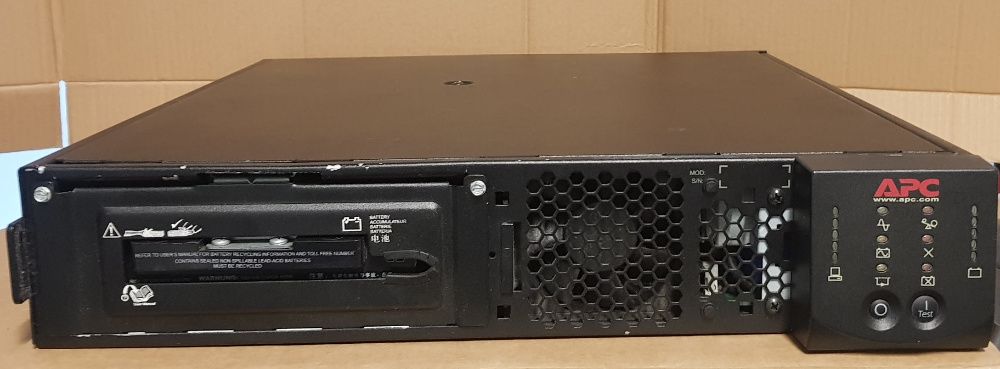 UPS APC Smart-UPS RT 1000