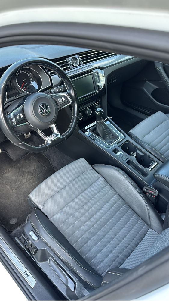 Volkswagen Passat B8 R line Zarejstrowany w PL