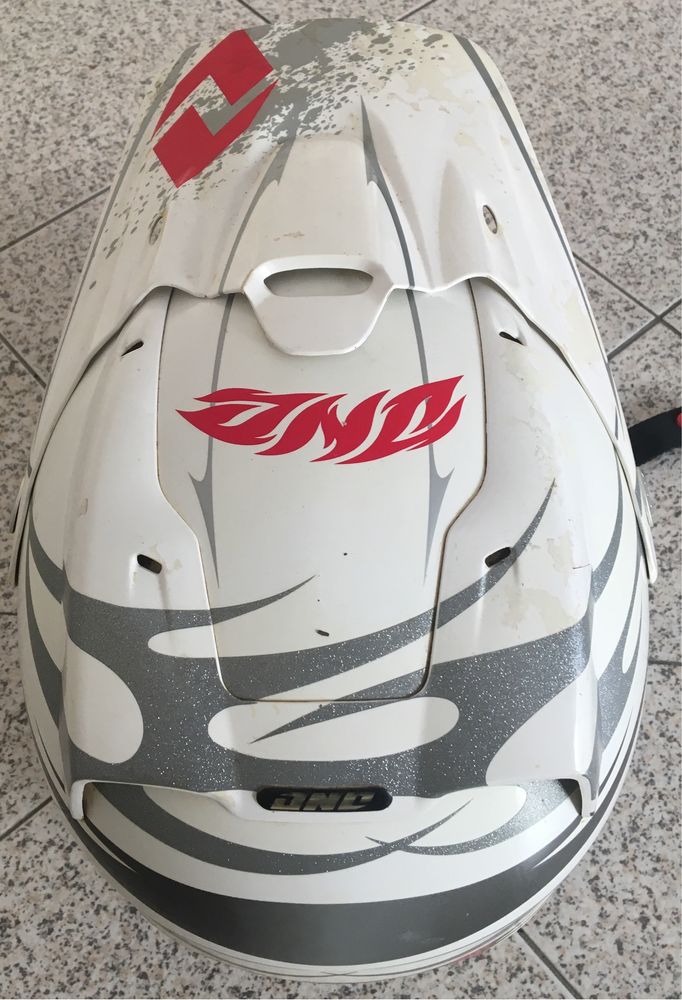 Capacete  One + óculos Progrip