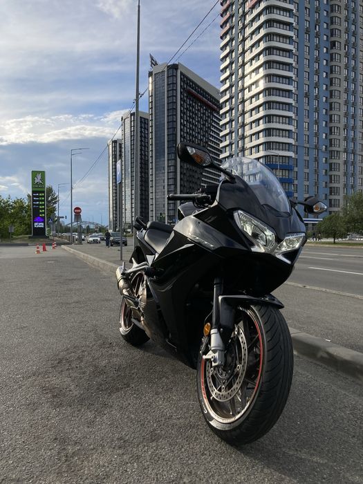 honda vfr800f  rc79 2015