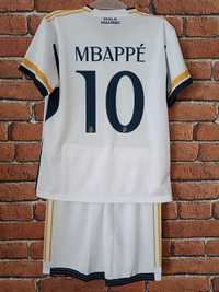 Strój piłkarski dziecięcy Real Madryt Mbappe rozm. 134