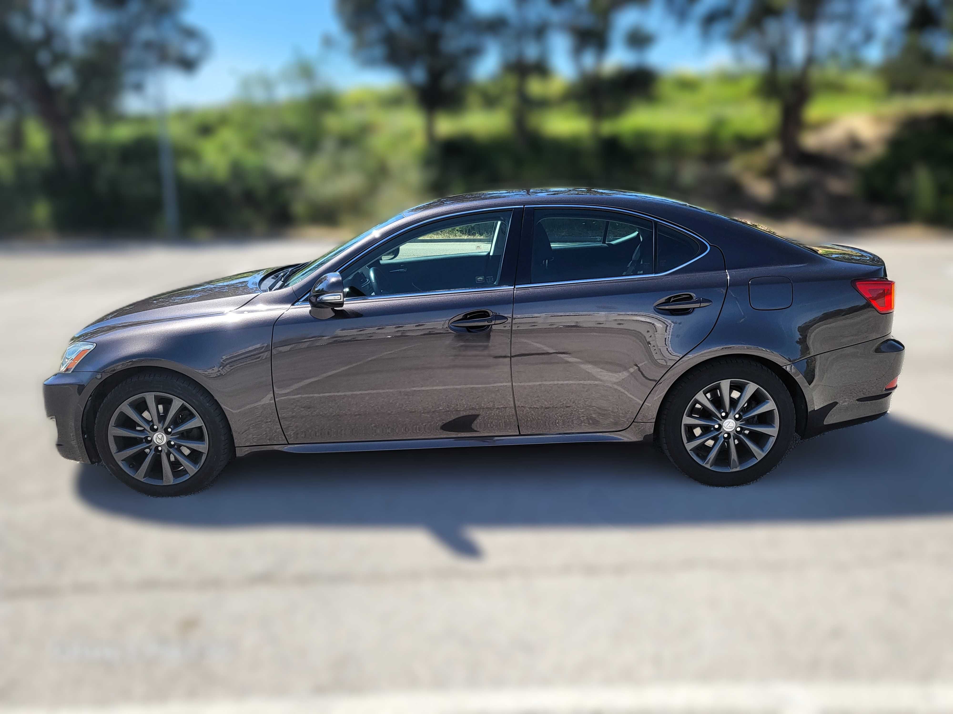 LEXUS IS 250 PREMIUM AUT. 208cv