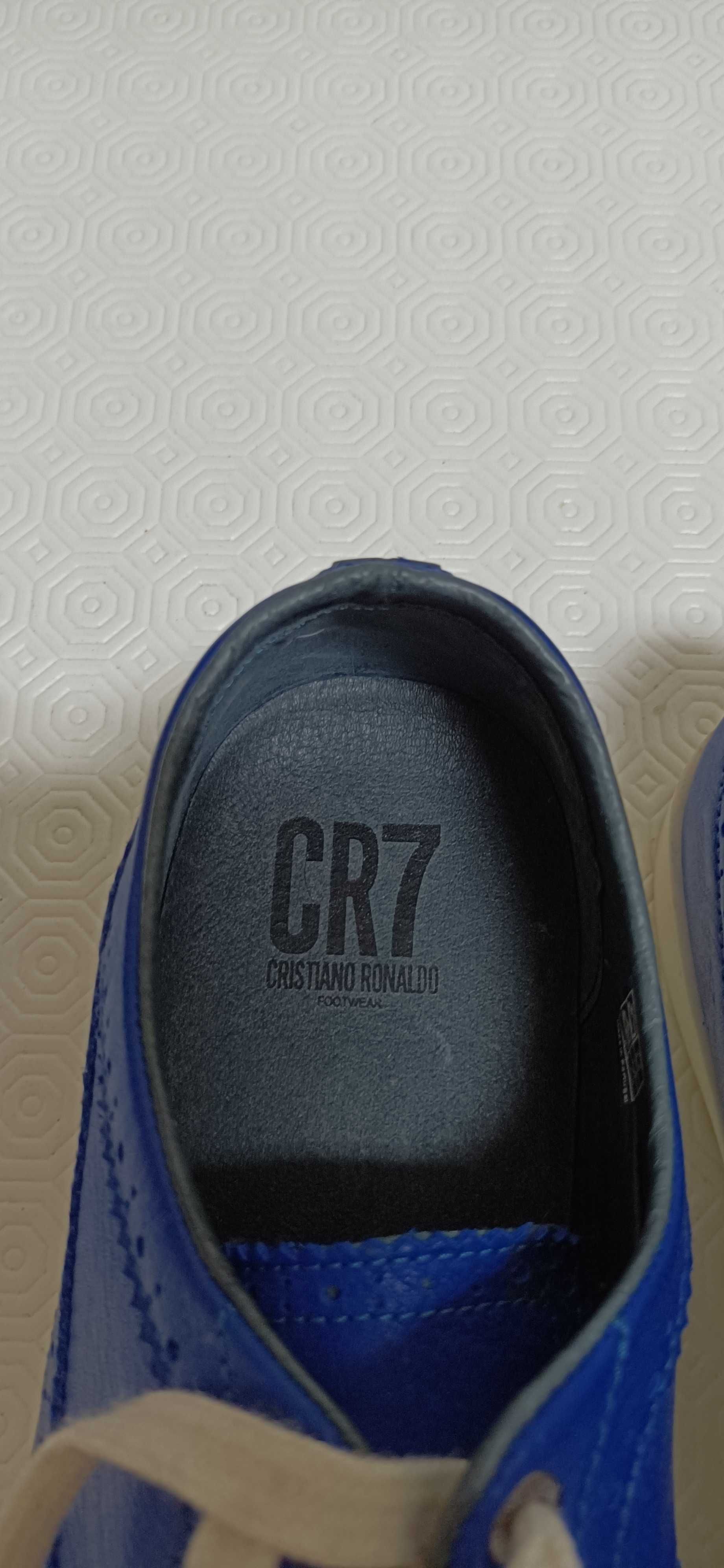 Sapatos CR7 novos