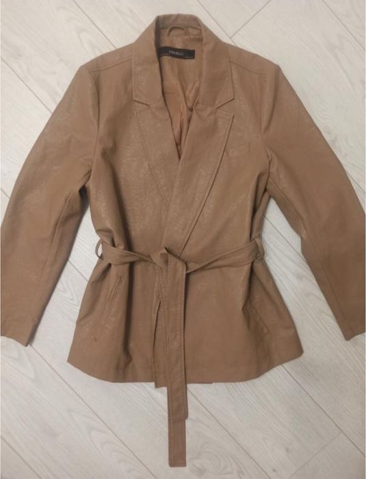 Жіночий шкіряний піджак, жакет, тренч.