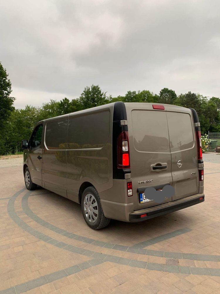 Zadbany Opel Vivaro B 1,6 diesel