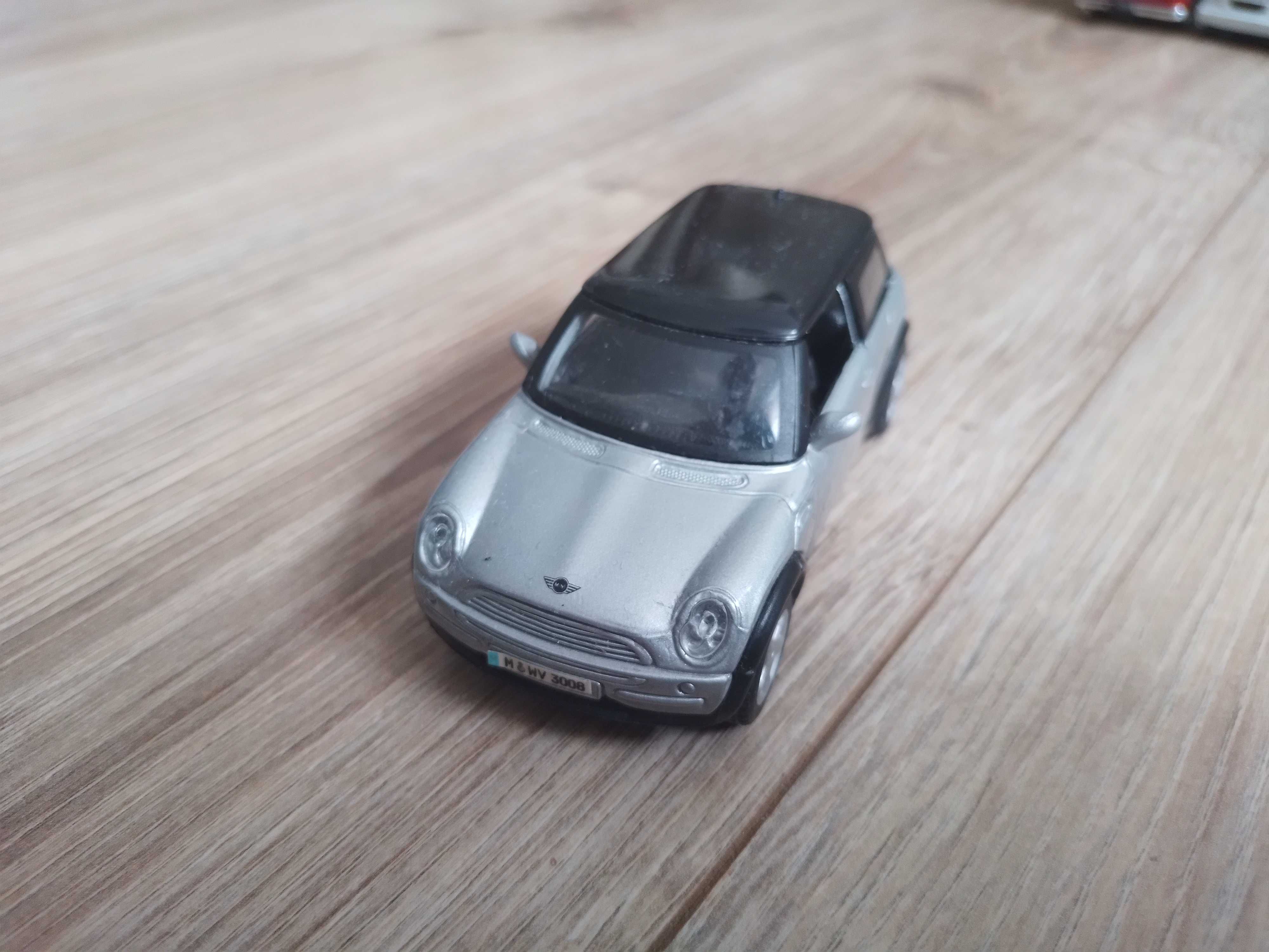 Mini Cooper; Maisto 1:36