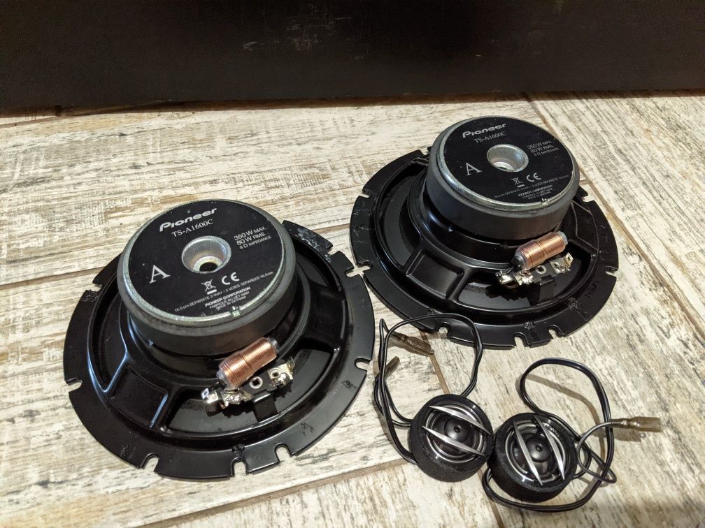 Pioneer TS-A1600C, 16-е динамики в авто.