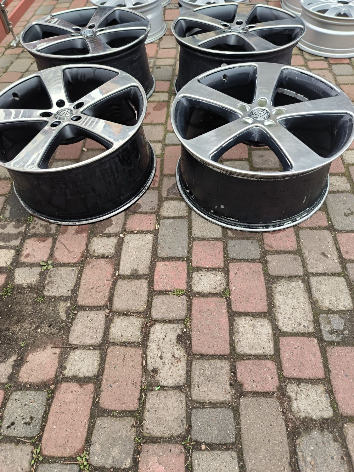 Felgi aluminiowe 22 Porsche Cayenne Audi Q7 Volkswagen Touareg 5x130