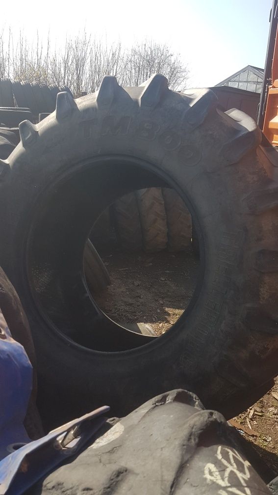 Opony rolnicze 710/70R38 Trelleborg  uszkodzone