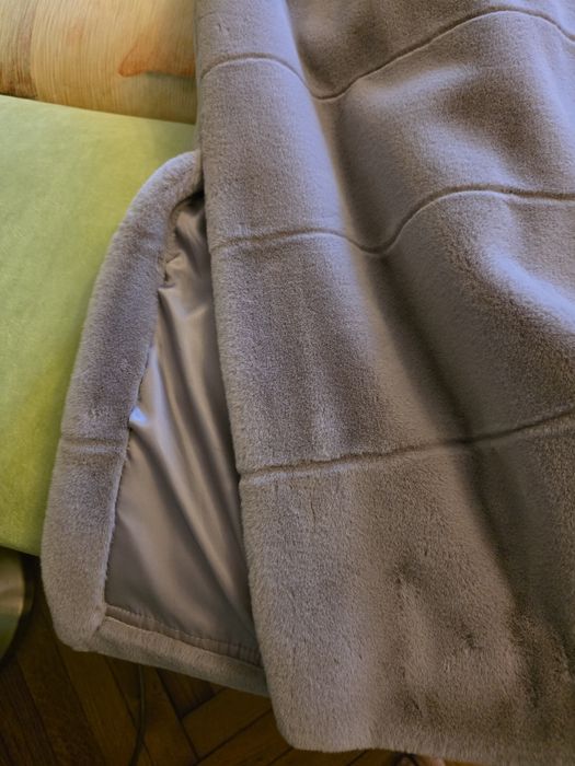 Шуба жіноча з екохутра