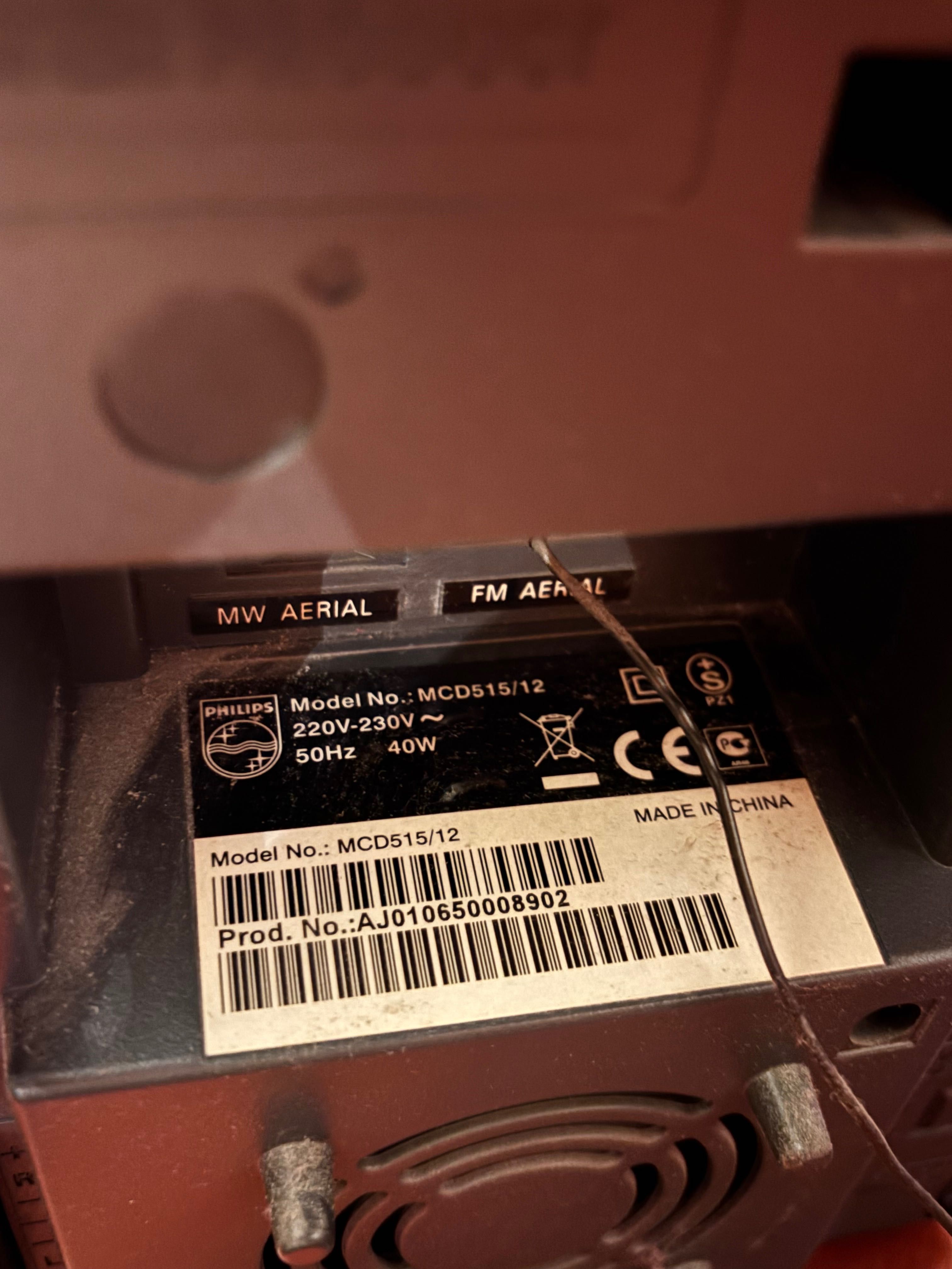 Wieża Philips z dwoma głośnikami
