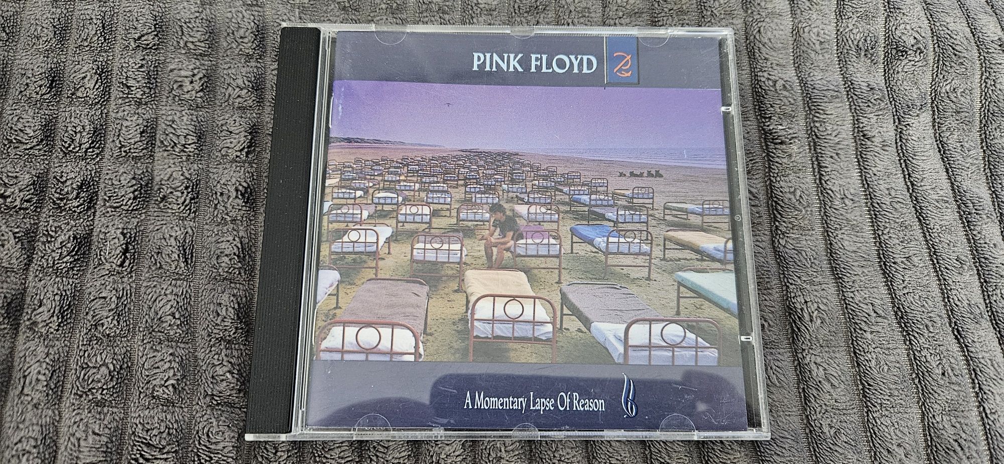 Pink Floyd  - A Momentary Lapse of Reason.