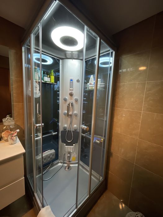 Cabine de duche - jacuzzi e musica