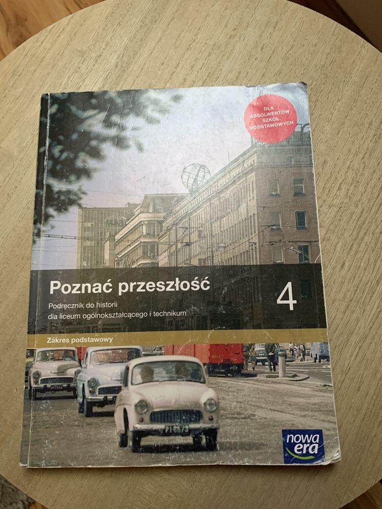 Podręcznik do histori poznać przeszłość 4