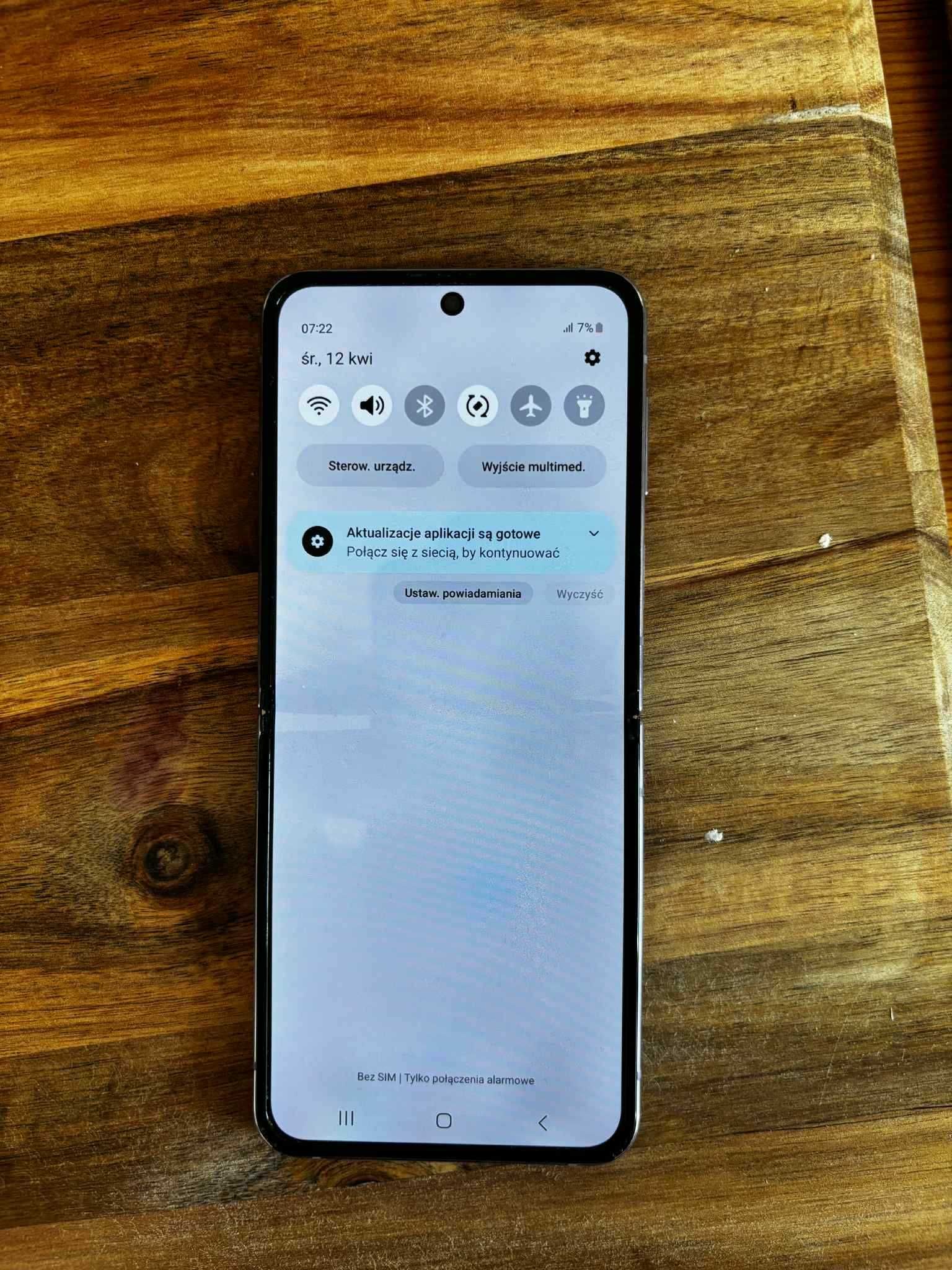 Samsung Galaxy Z Flip 4 128GB – Stan dobry - filetowy