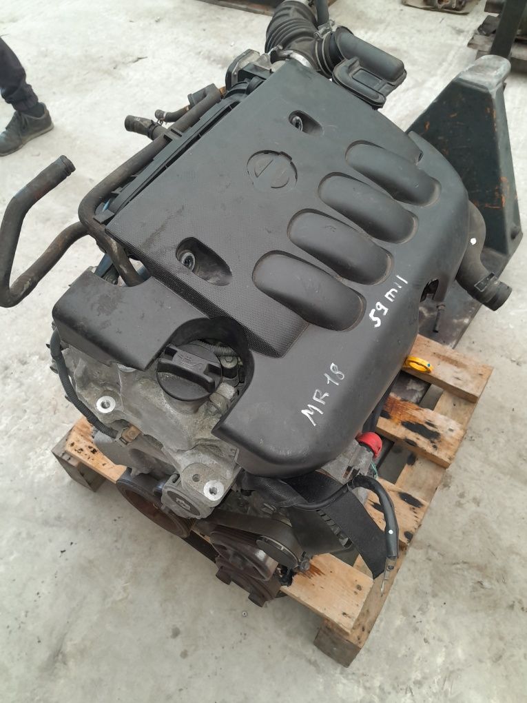 Двигун Мотор Nissan Tiida Versa 1.8 MR18DE Акпп