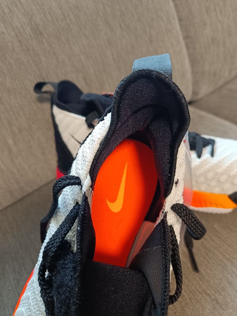 Buty Nike LeBron