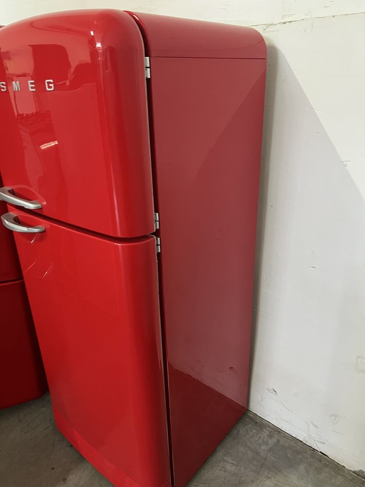 Холодильник SMEG FAB50