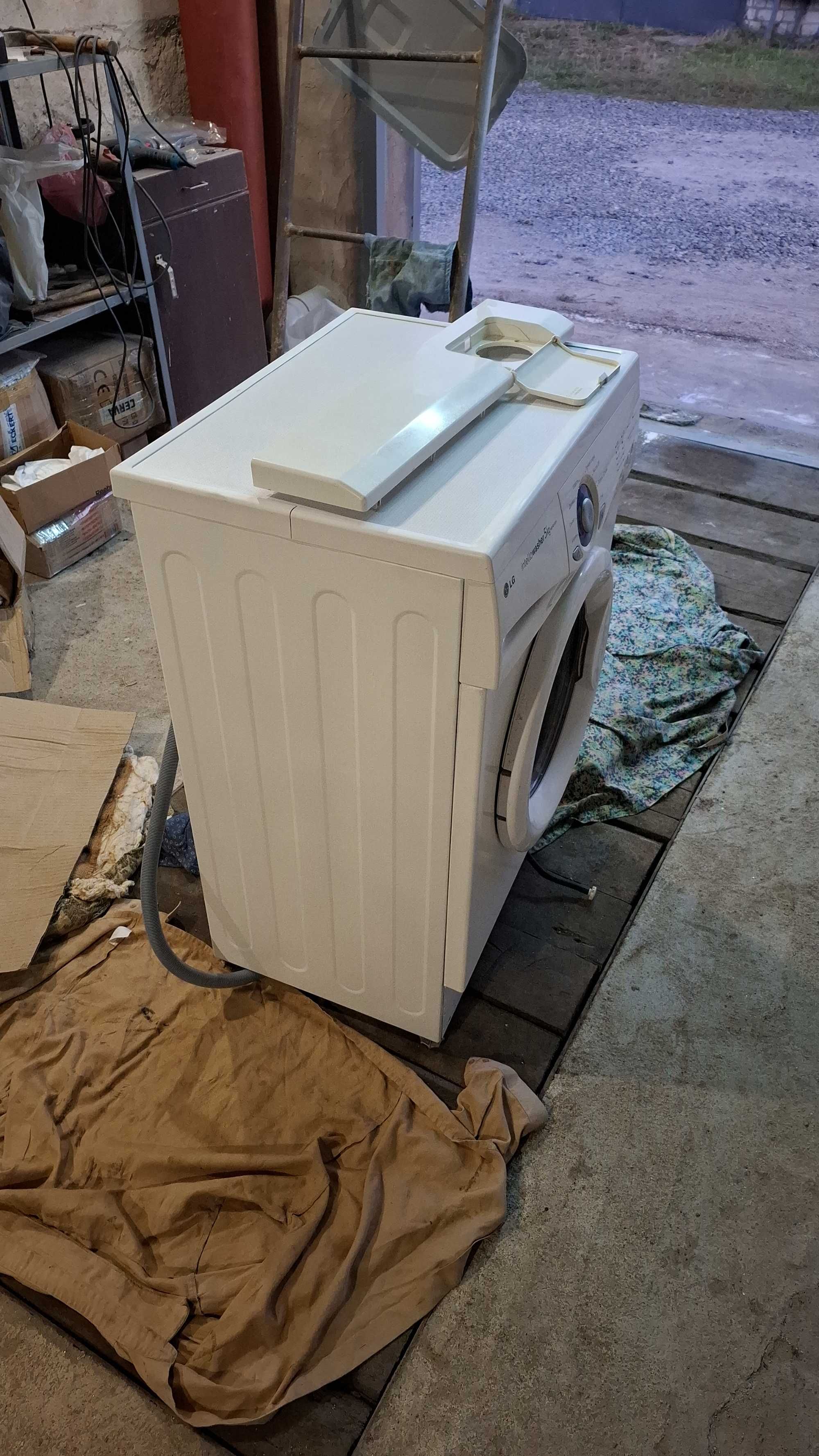 Пральна машина LG WD-10130N