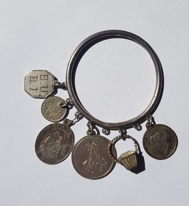 Wiktoriańska srebrna bransoleta z zawieszkami 1881 srebro Victor Hugo