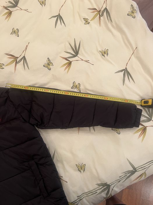 Куртка (осінь- зима )HUGO BOSS