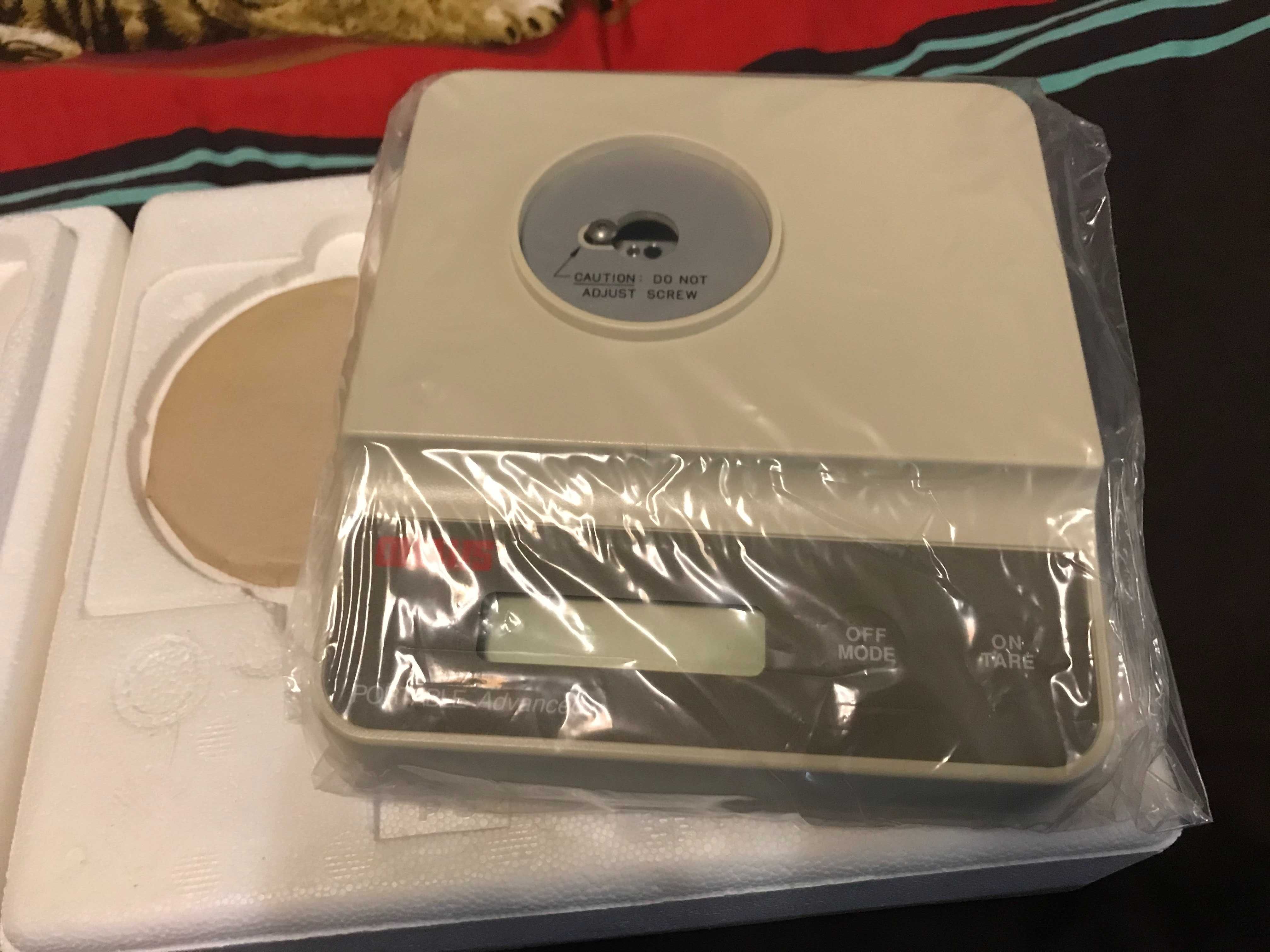 Весы Ювелирные Ohaus CT200.USA. Новые.