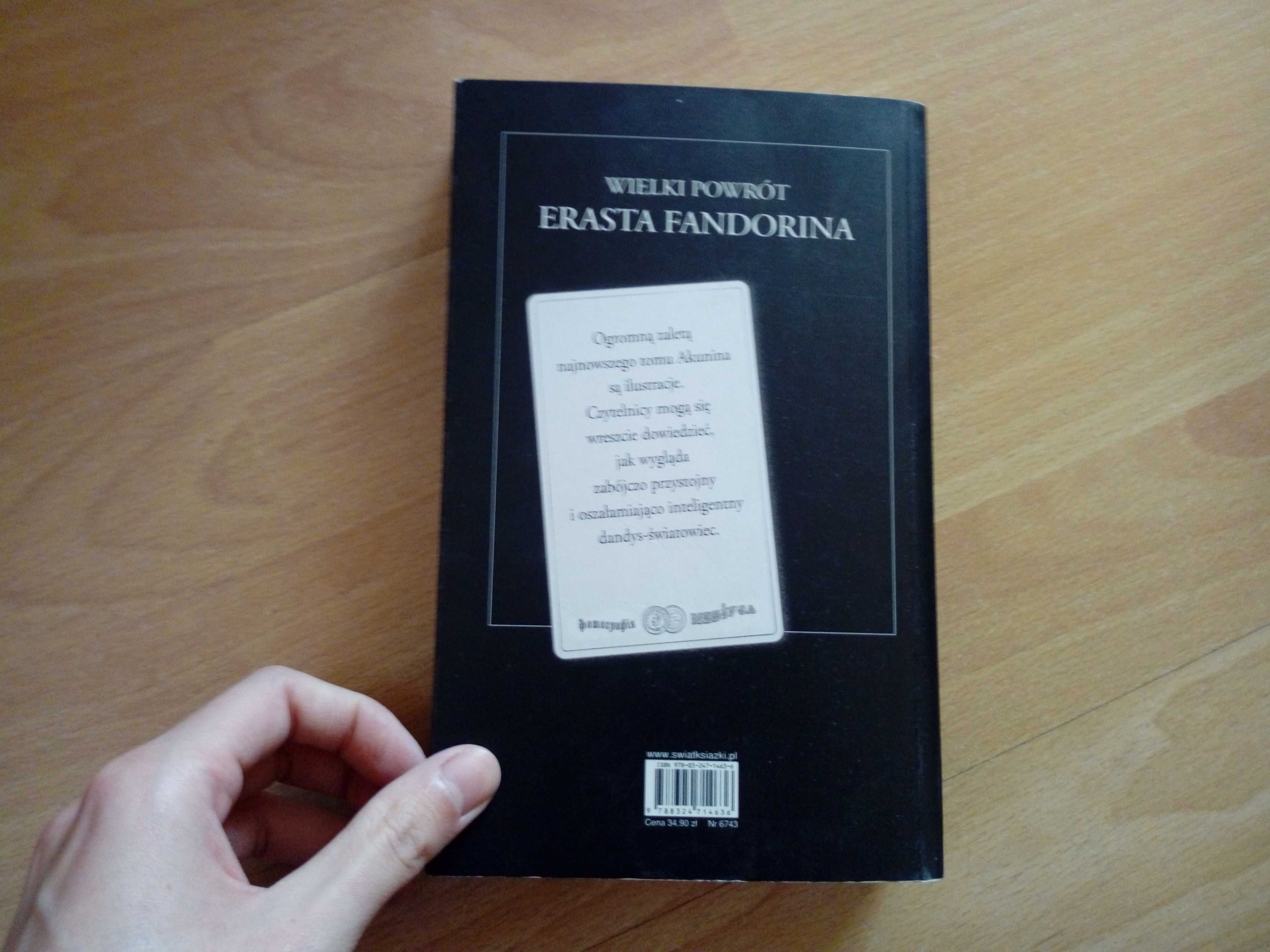 Nefrytowy różaniec - Boris Akunin