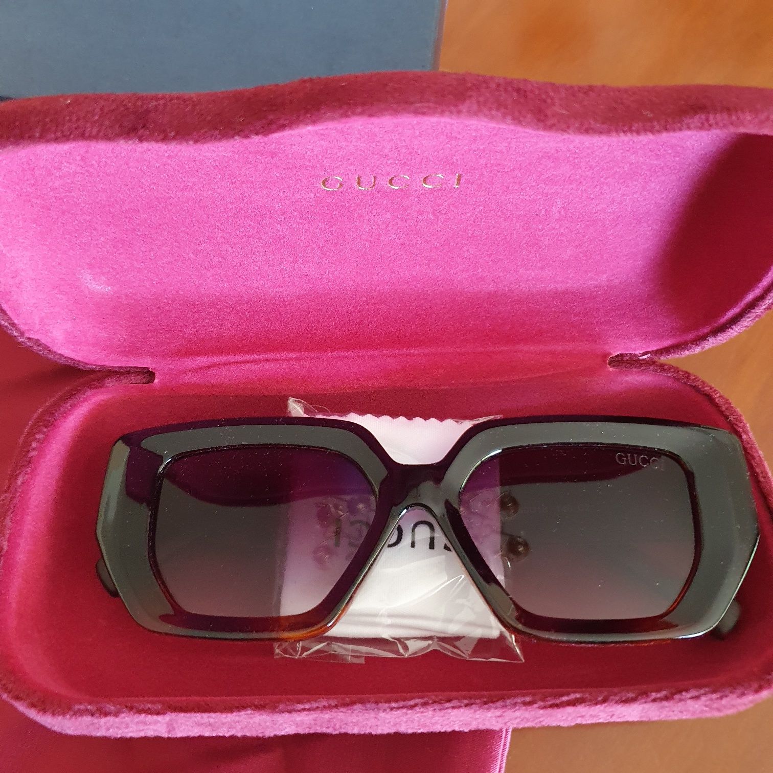 Óculos de Sol Gucci