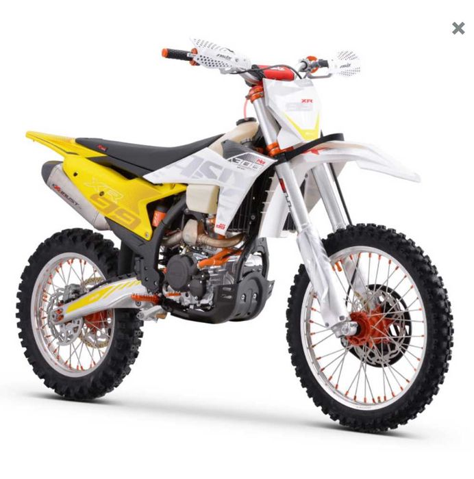 Cross Crossy ASIX XR99 300cm3 2025r *RATY*