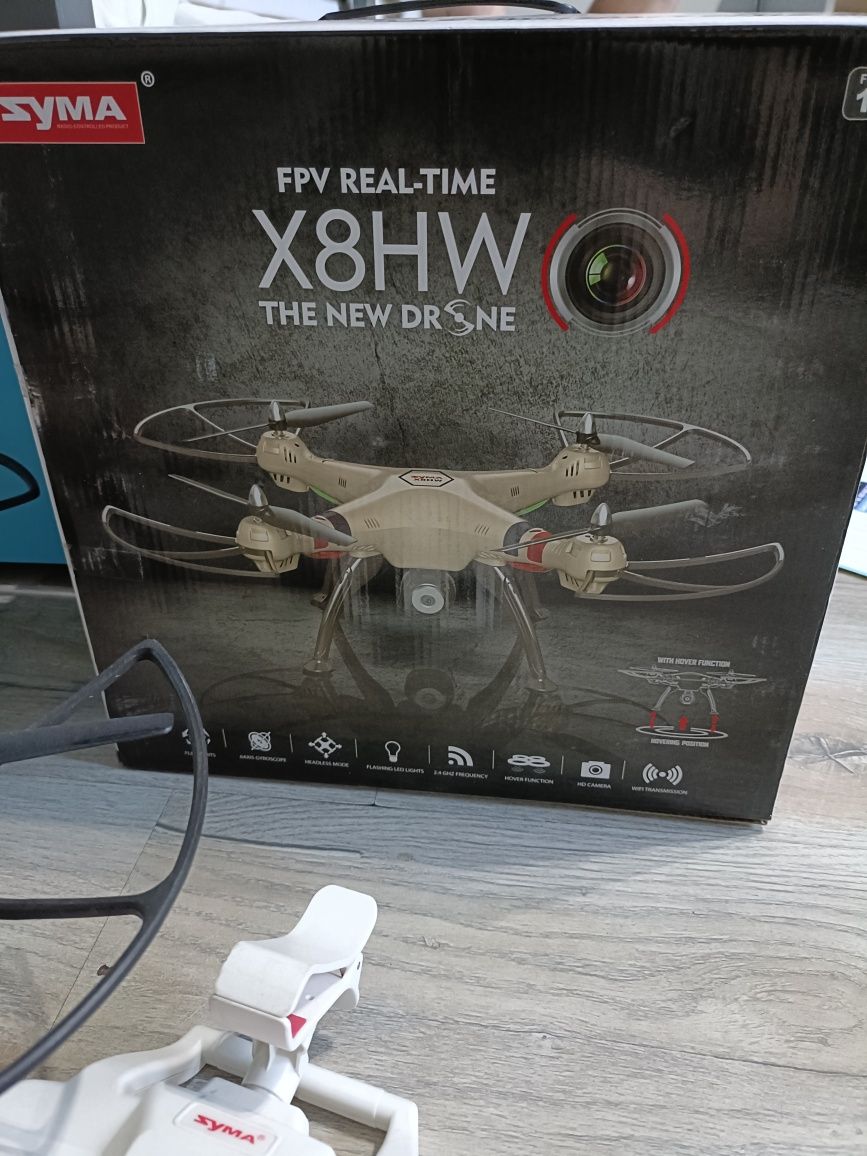 Dron z kamerą HD Syma X8hw