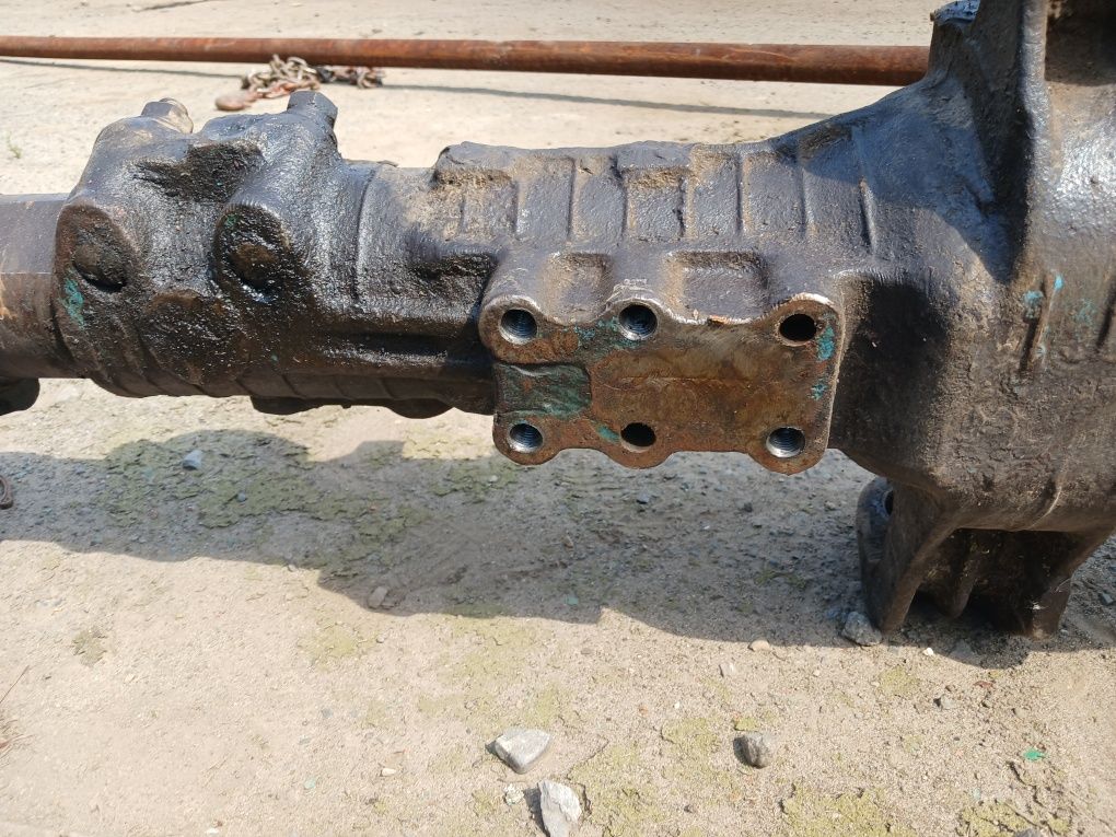 Продам передній ведучий міст мтз 82 в гарному стані !!!