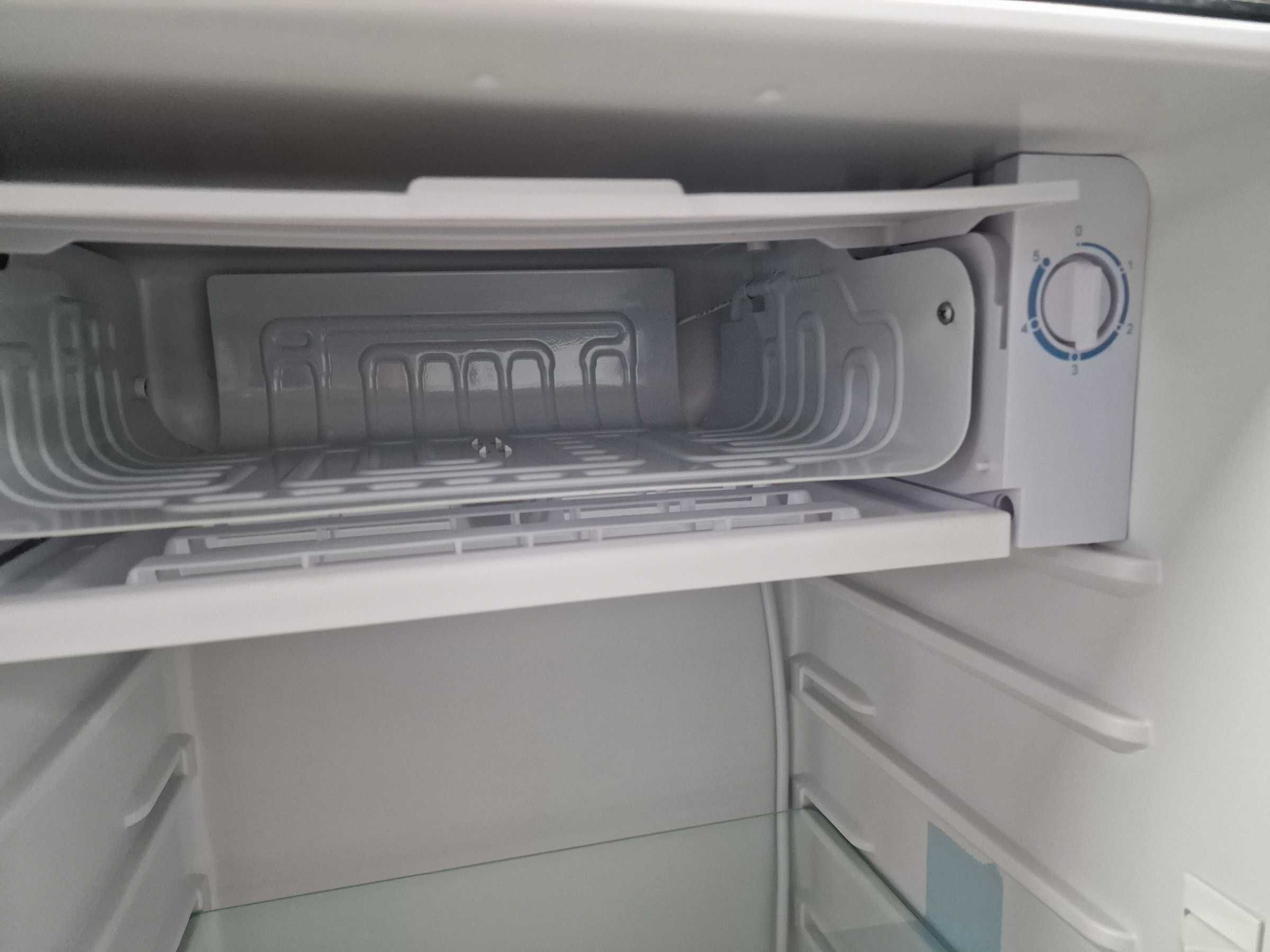 Lodówka kompresorowa 12v Ravanson  83cm Srebrna